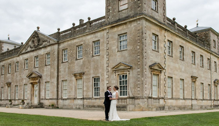 Purton executive airport transfer