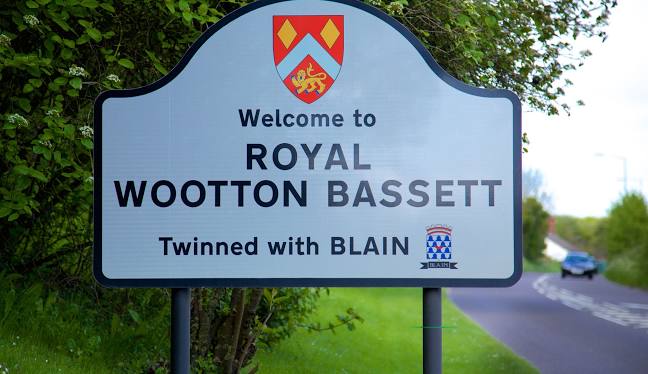 Executive airport transfer in Royal Wootton Bassett
